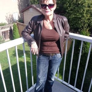 Meet your Posher, Marta